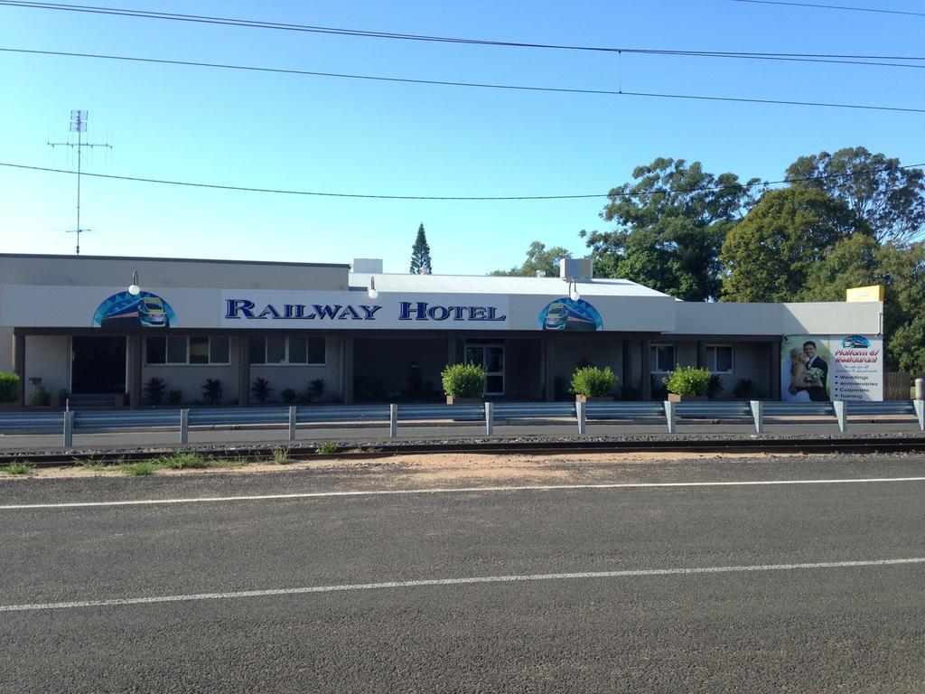 Railway Hotel Bundaberg Dış mekan fotoğraf